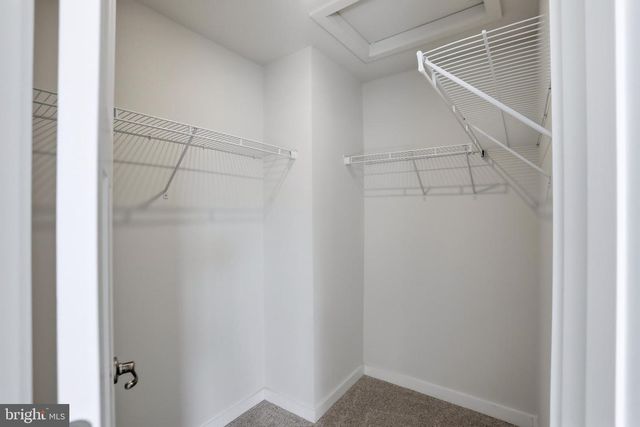38 TROTTING RD, Inwood, WV 25428