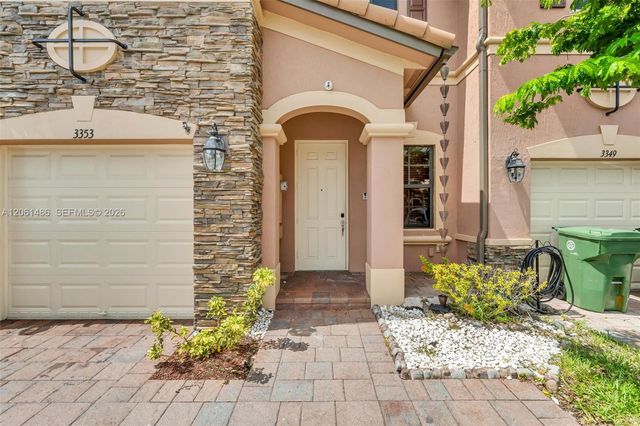 3353 W 90th Street, Hialeah, FL 33018