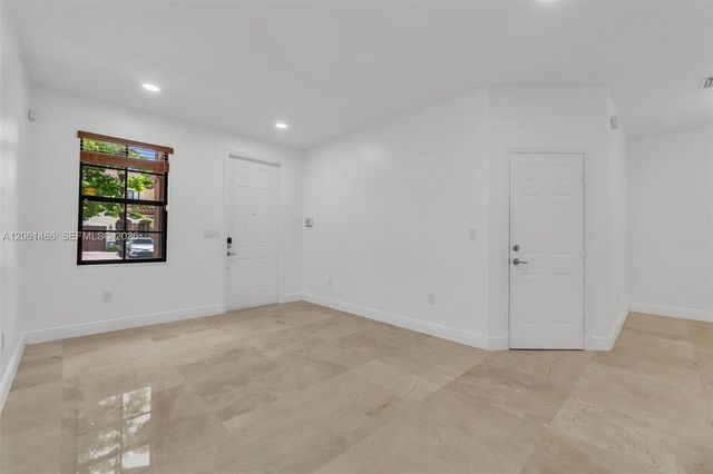 3353 W 90th Street, Hialeah, FL 33018