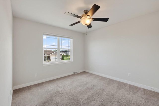 1229 Patriot Way, Sun Prairie, WI 53590