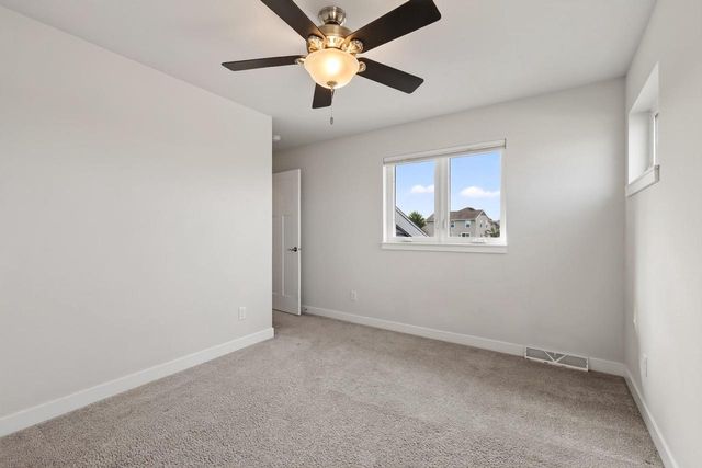 1229 Patriot Way, Sun Prairie, WI 53590