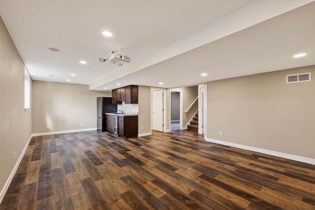 1229 Patriot Way, Sun Prairie, WI 53590