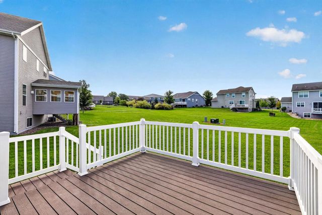 1229 Patriot Way, Sun Prairie, WI 53590