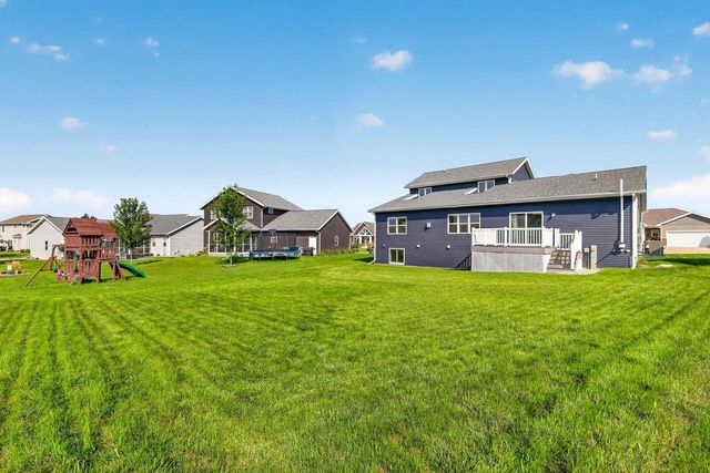 1229 Patriot Way, Sun Prairie, WI 53590