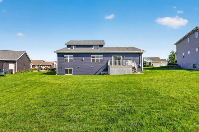1229 Patriot Way, Sun Prairie, WI 53590