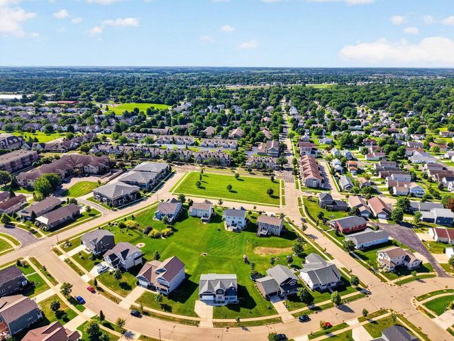 1229 Patriot Way, Sun Prairie, WI 53590