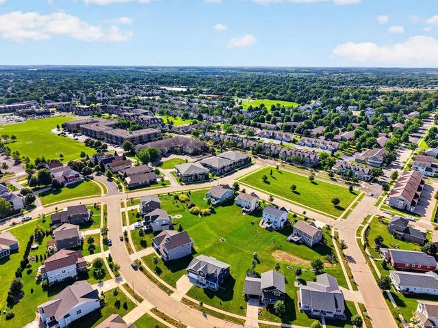 1229 Patriot Way, Sun Prairie, WI 53590