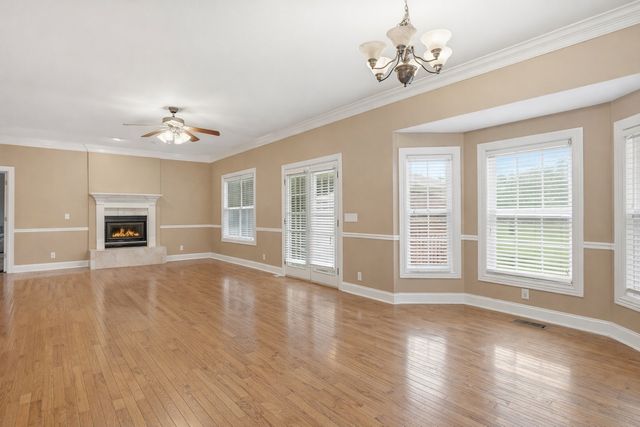 5858 Cloverland Dr, Brentwood, TN 37027