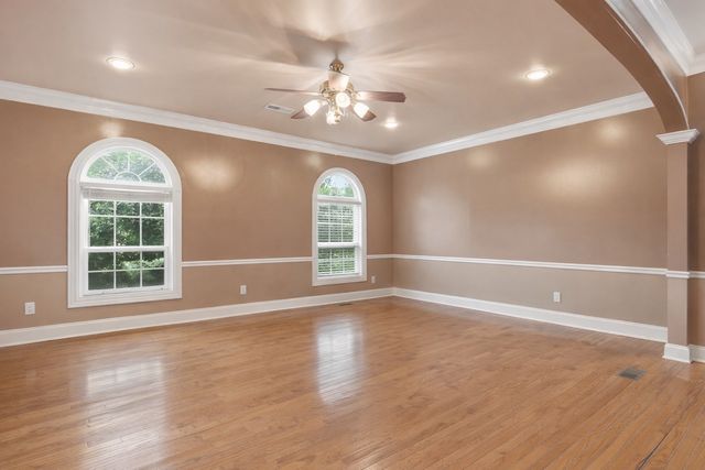 5858 Cloverland Dr, Brentwood, TN 37027