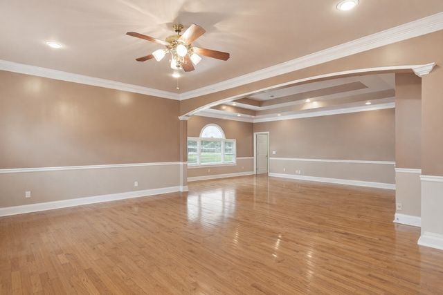 5858 Cloverland Dr, Brentwood, TN 37027