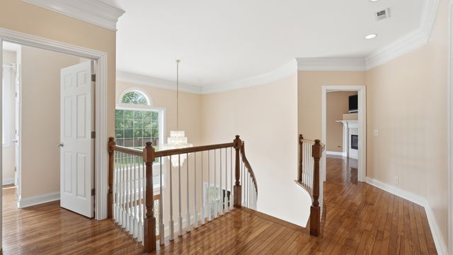 5858 Cloverland Dr, Brentwood, TN 37027