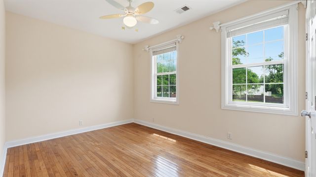 5858 Cloverland Dr, Brentwood, TN 37027