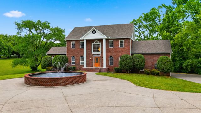 5858 Cloverland Dr, Brentwood, TN 37027