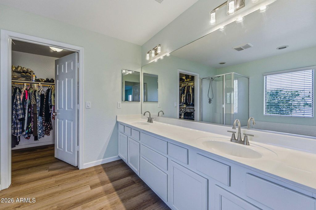 Image 24 of property listing at 41254 W CAPISTRANO Drive, Maricopa, AZ 85138