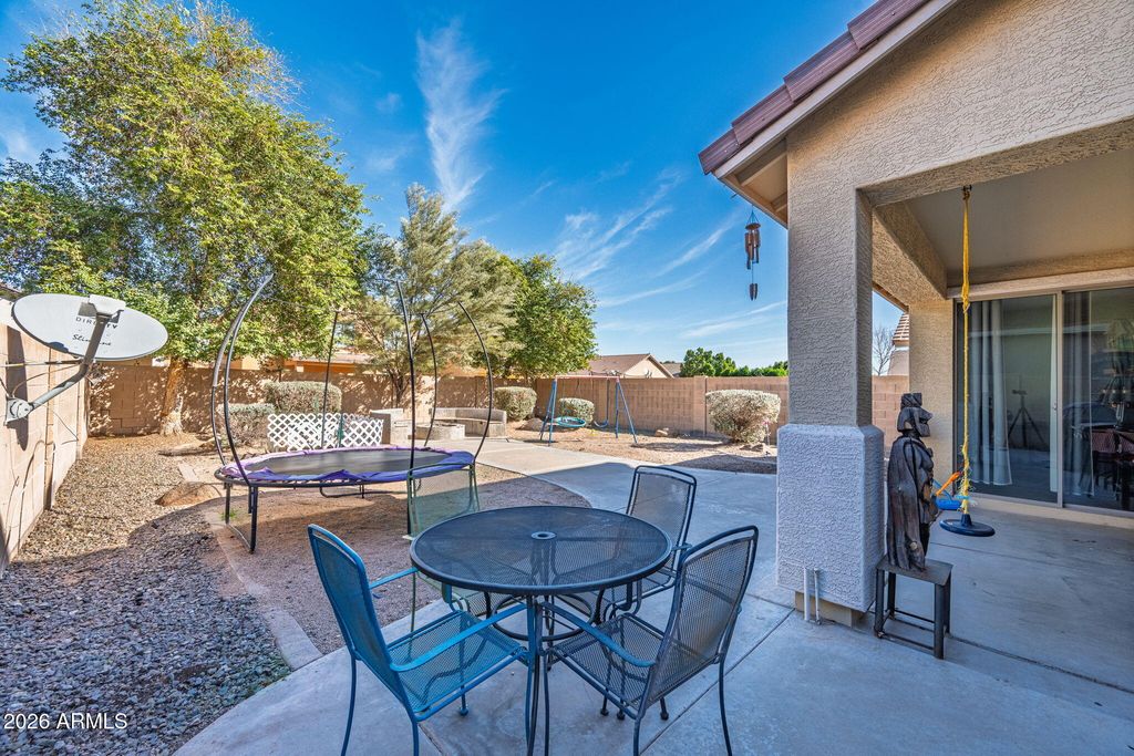 Image 36 of property listing at 41254 W CAPISTRANO Drive, Maricopa, AZ 85138