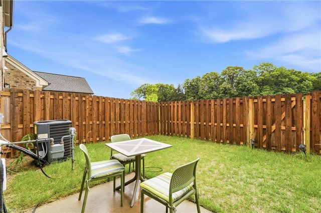 4737 Willowstone Drive, High Point, NC 27265
