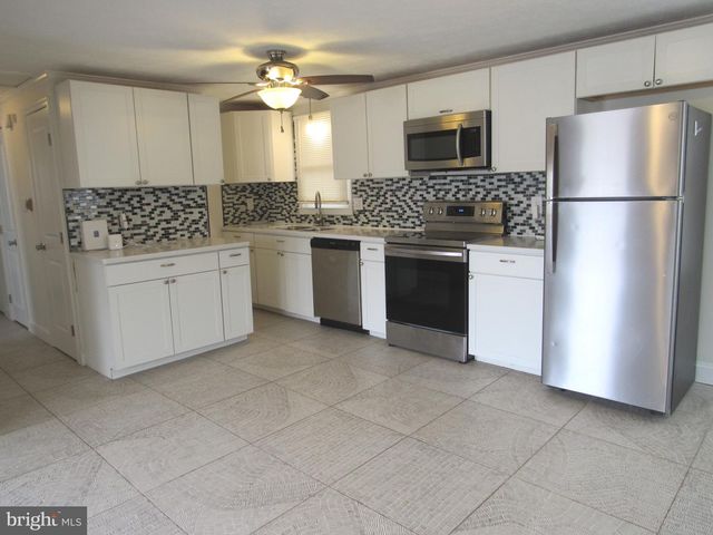 6989 HEATHER DR, Bryans Road, MD 20616