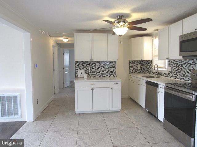 6989 HEATHER DR, Bryans Road, MD 20616