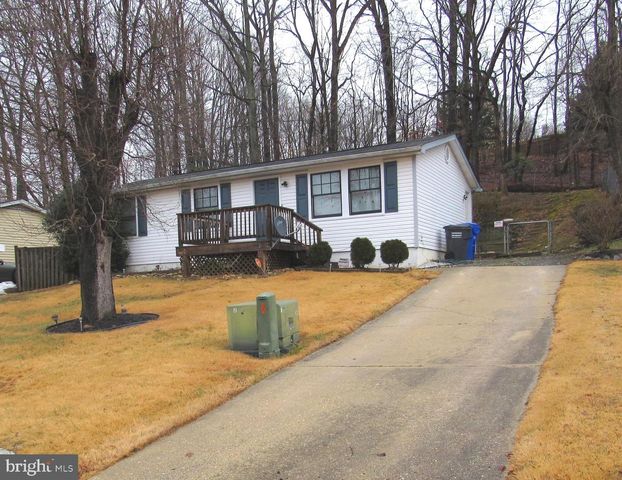 6989 HEATHER DR, Bryans Road, MD 20616
