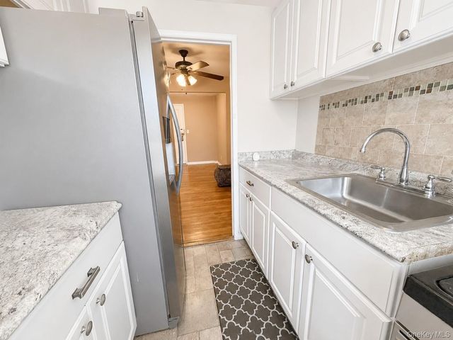 2 Fisher Drive 618, Mount Vernon, NY 10552