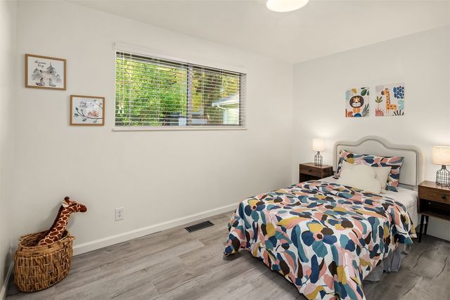 8810 NE 187th Street, Bothell, WA 98011