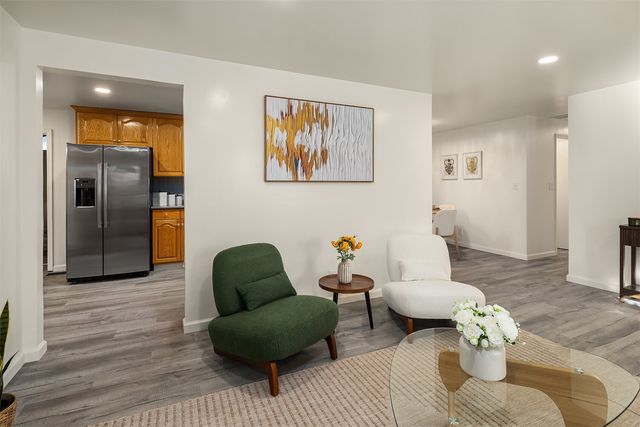 8810 NE 187th Street, Bothell, WA 98011
