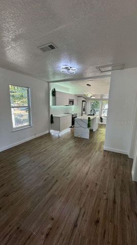 1118 E LINEBAUGH AVENUE, Tampa, FL 33612