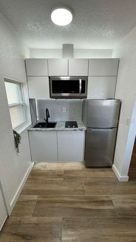 1118 E LINEBAUGH AVENUE, Tampa, FL 33612