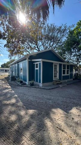 1118 E LINEBAUGH AVENUE, Tampa, FL 33612