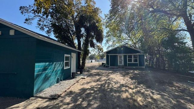 1118 E LINEBAUGH AVENUE, Tampa, FL 33612