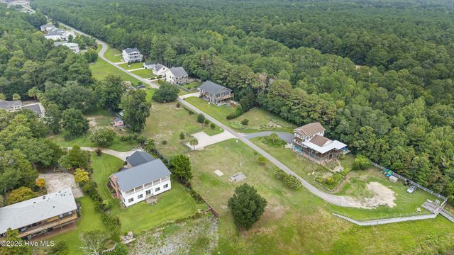 1144 Avila Drive, Hampstead, NC 28443