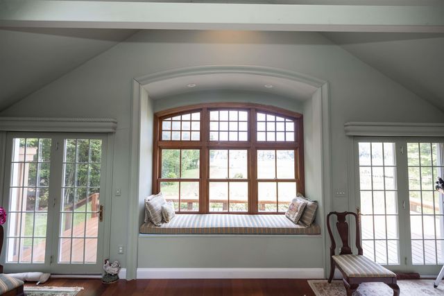 1189 Cole Pond Road, Jamaica, VT 05343