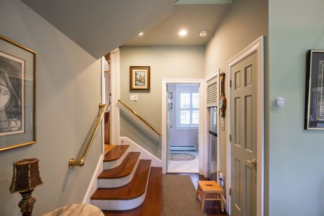 1189 Cole Pond Road, Jamaica, VT 05343