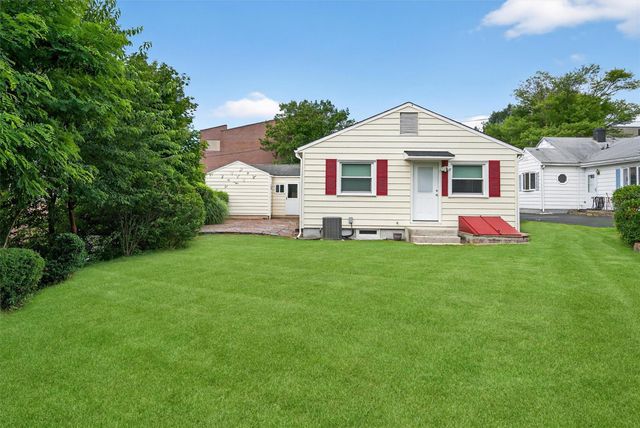 9 Grandview Avenue, Middletown, NY 10940