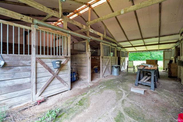3841 Old Farm Road, Springville, IN 47462