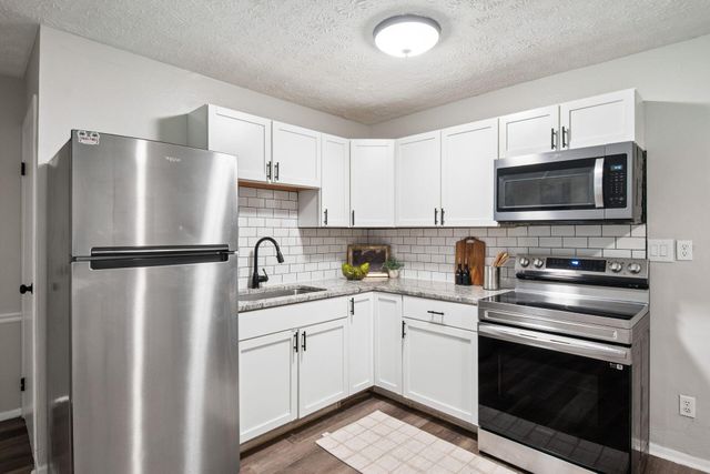 5104 Benham Drive, Columbus, OH 43232