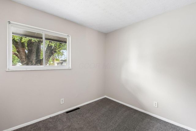 5104 Benham Drive, Columbus, OH 43232