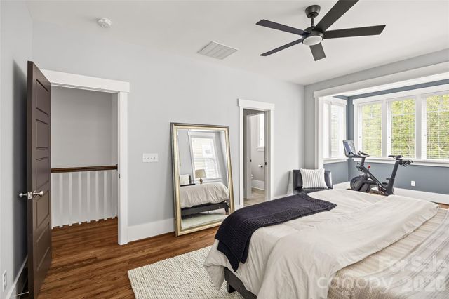 1431 Tippah Park Court, Charlotte, NC 28205