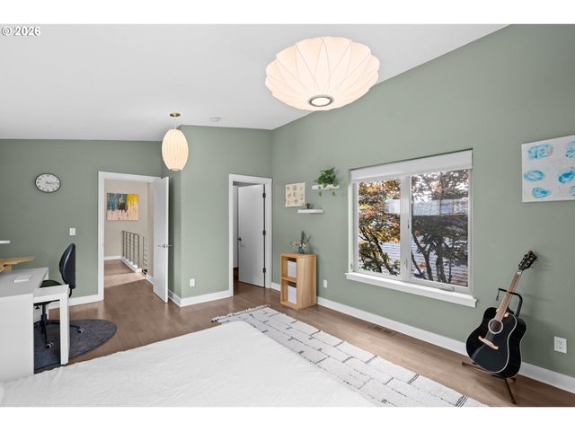 2510 Se SHERMAN St, Portland, OR 97214