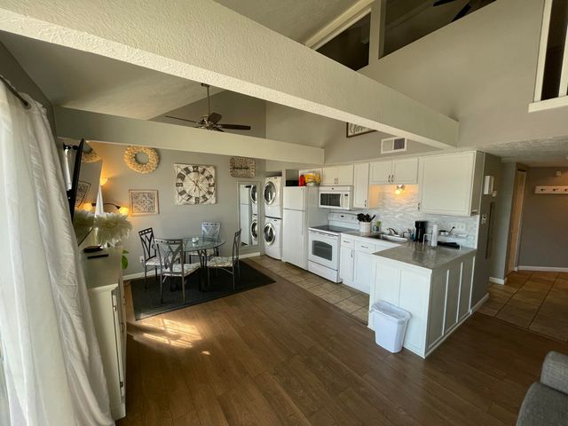 27 Fall Creek Drive 7, Branson, MO 65616