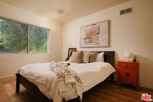3001 Passmore Drive, Los Angeles, CA 90068