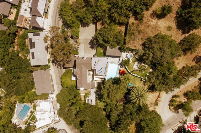 3001 Passmore Drive, Los Angeles, CA 90068