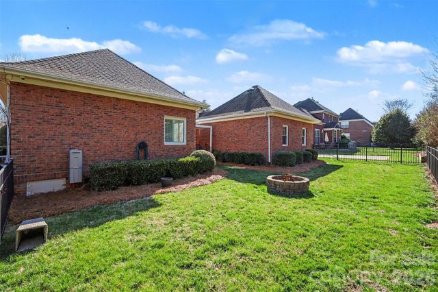 166 Lake Commons Drive, Rock Hill, SC 29732