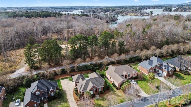 166 Lake Commons Drive, Rock Hill, SC 29732