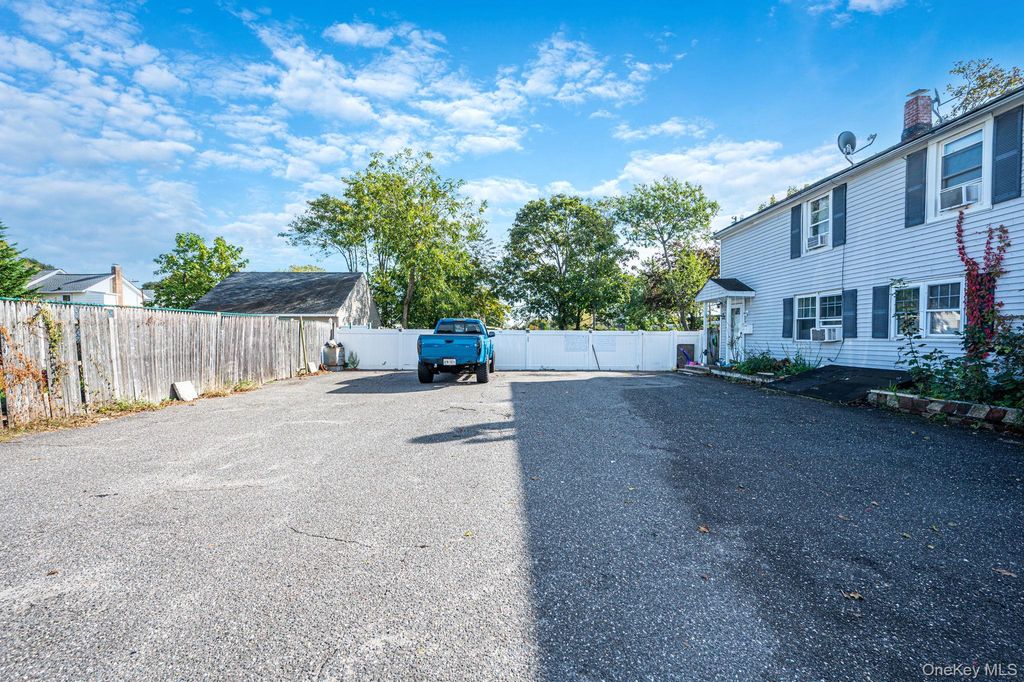 37-39 Funaro Court, Patchogue, NY 11772 — photo 3
