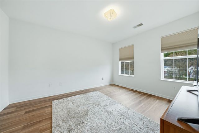 703 Lakeview Ct, Adams Twp, PA 16046