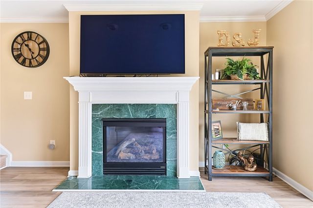 703 Lakeview Ct, Adams Twp, PA 16046