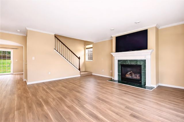 703 Lakeview Ct, Adams Twp, PA 16046