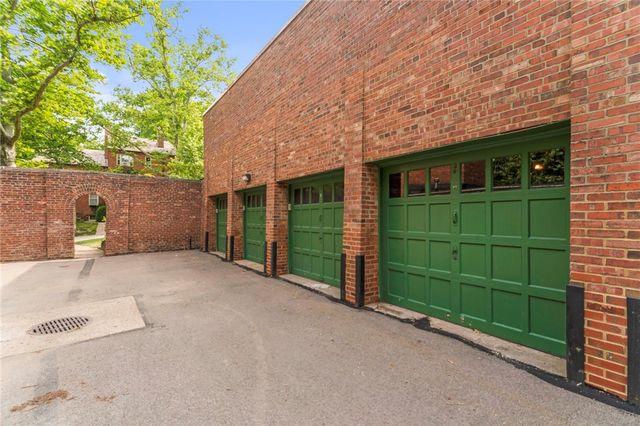 623 Olympia Road, Mt Washington, PA 15211