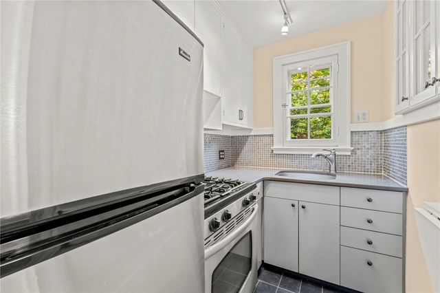 623 Olympia Road, Mt Washington, PA 15211